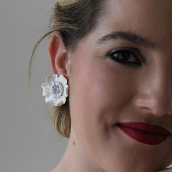 Pendientes Camelia Blanco