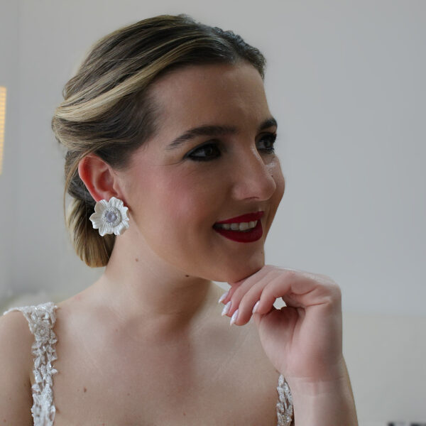 Pendientes Camelia Blanco - Imagen 4