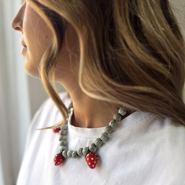 Collar cerámica fresas - Imagen 4