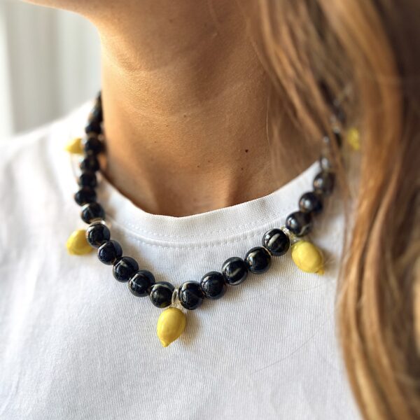 Collar cerámica limones