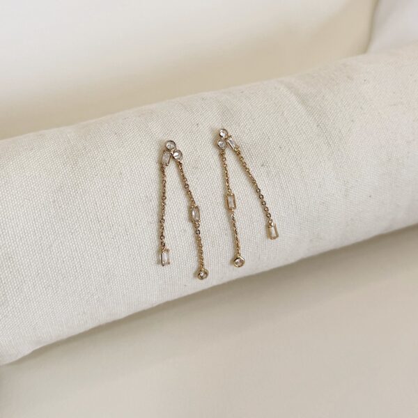 Pendientes Nara